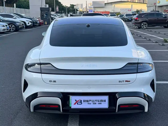 Xiaomi SU7 — Фото автомобиля 7