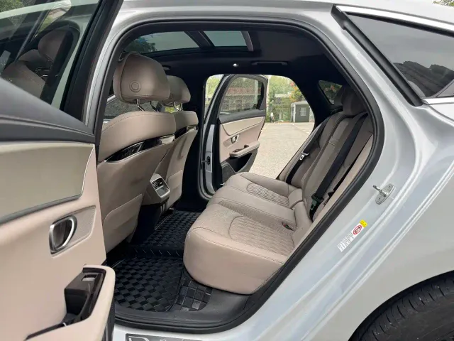 BYD Han 2025 DM-i Smart Drive Edition 125KM Elite — Фото автомобиля 7