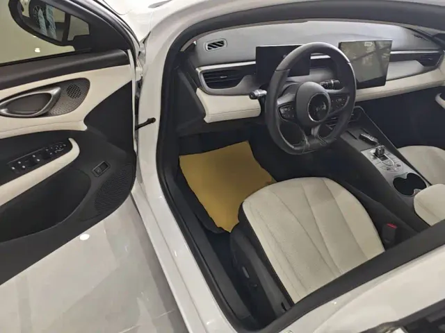 BYD Seal 05 DM-i — Фото автомобиля 15