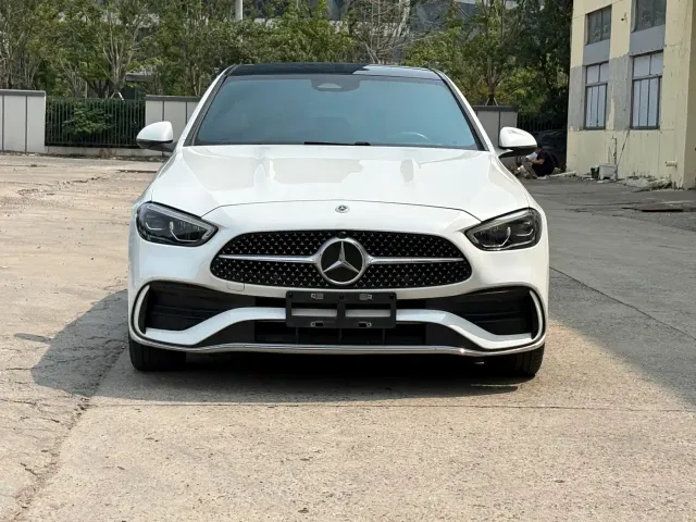 Mercedes-Benz C-Class — Фото автомобиля 2