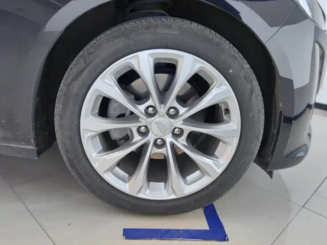 Cadillac CT5 — Фото автомобиля 6