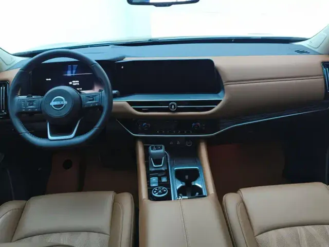 Nissan Terra — Фото автомобиля 12