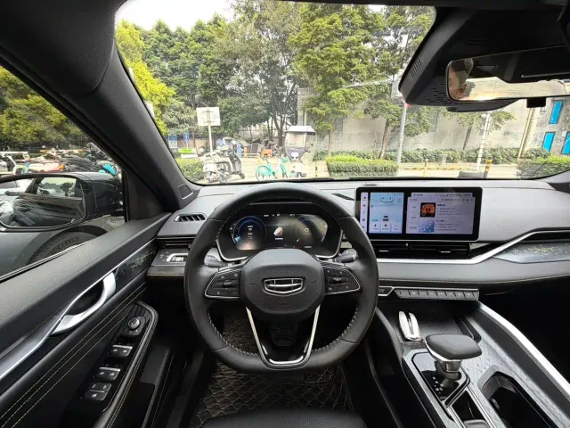 Geely Xingrui — Фото автомобиля 7