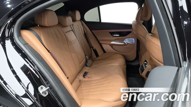 Mercedes-Benz E-Class W214 — Фото автомобиля 12