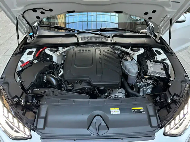 Audi A4L — Фото автомобиля 10