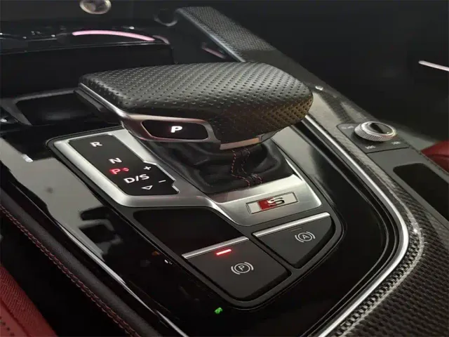 Audi S4 — Фото автомобиля 14