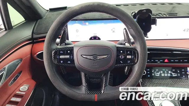Genesis GV70 — Фото автомобиля 13
