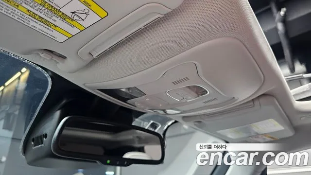 Jeep Renegade — Фото автомобиля 29