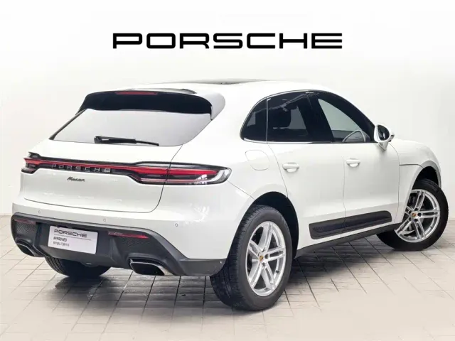 Porsche Macan — Фото автомобиля 6