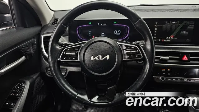 Kia Seltos — Фото автомобиля 19