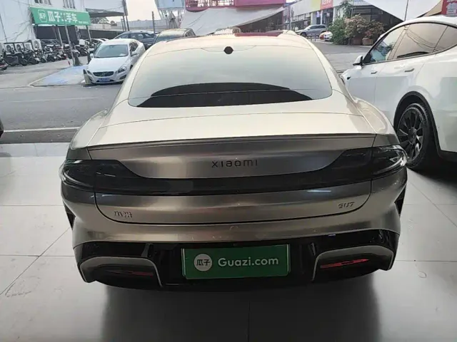 Xiaomi SU7 — Фото автомобиля 5