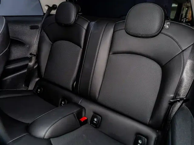 MINI Hatch — Фото автомобиля 9