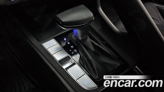 Hyundai AVANTE Avante (CN7) — Фото автомобиля 9