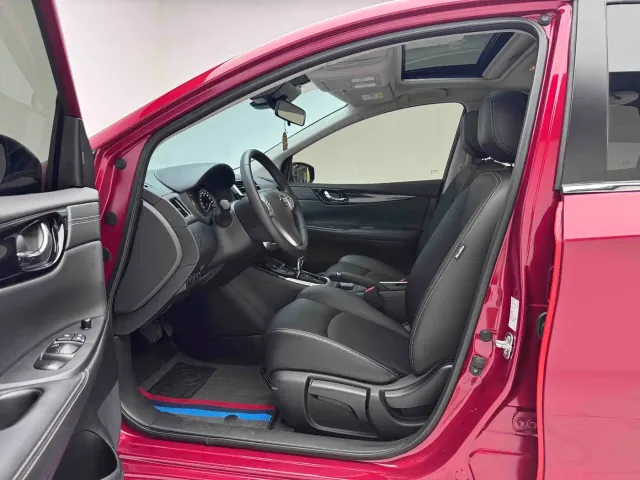 Nissan Tiida — Фото автомобиля 15