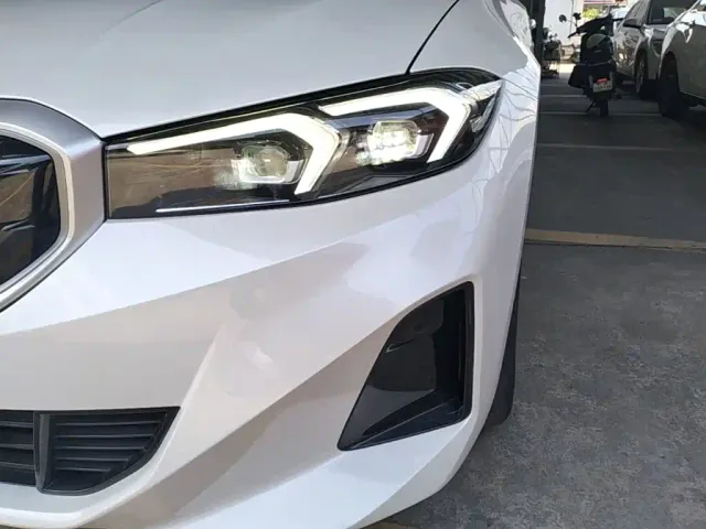 BMW i3 — Фото автомобиля 23