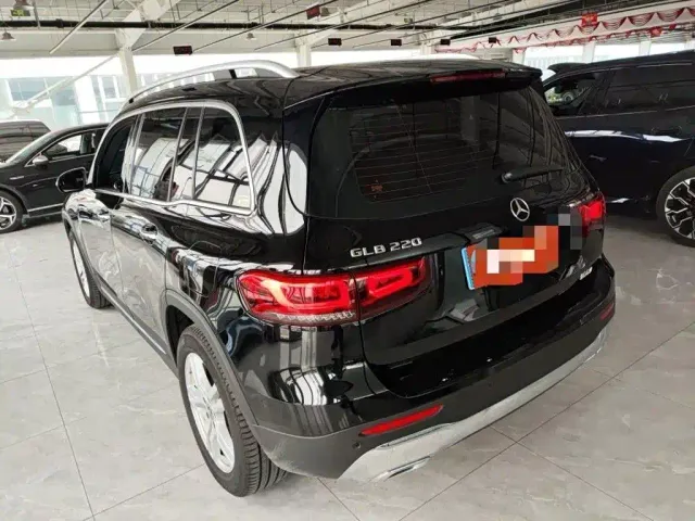 Mercedes-Benz GLB-Class — Фото автомобиля 4