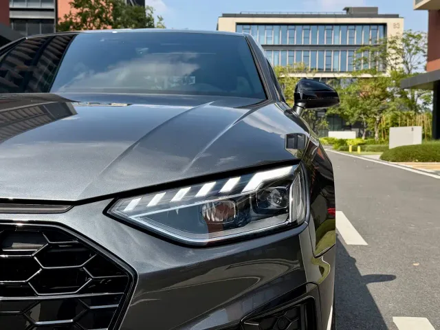 Audi A4L — Фото автомобиля 8