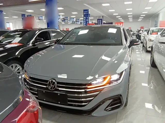 Volkswagen CC — Фото автомобиля 2