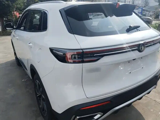 Changan CS55 Plus — Фото автомобиля 4