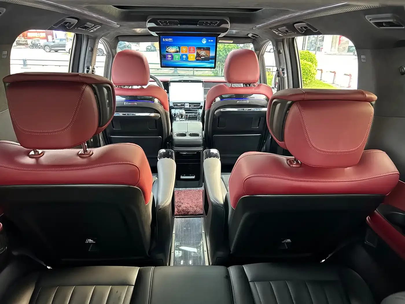 GAC Trumpchi Trumpchi M8 2023 Model Master Series Hybrid Ultimate Edition — Фото автомобиля 22