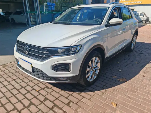 Фотография автомобиля — Volkswagen T-Roc