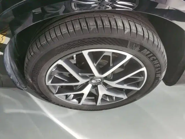 GAC Trumpchi GS8 — Фото автомобиля 22