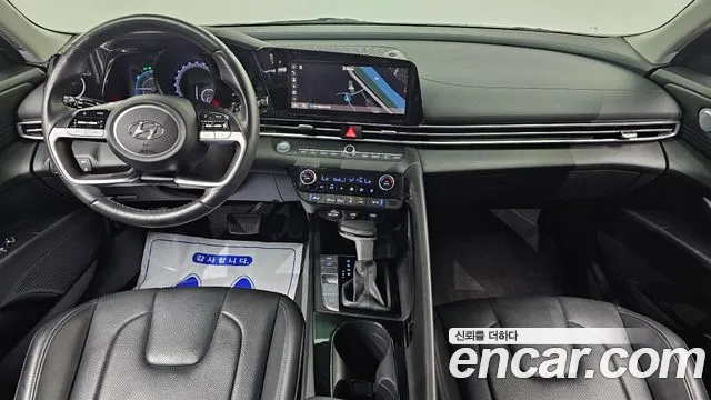 Hyundai Avante CN7 — Фото автомобиля 10