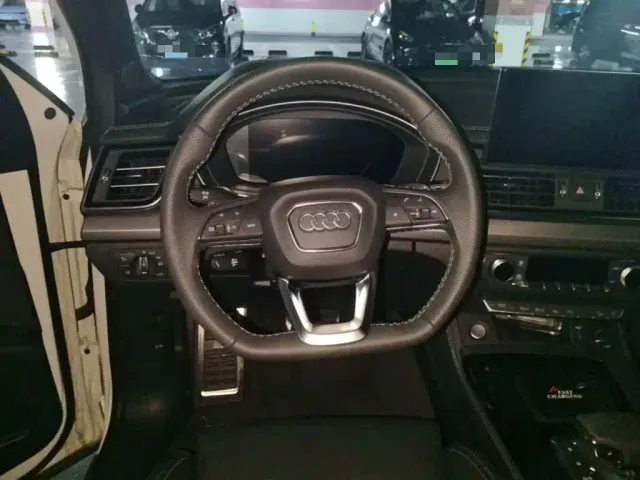 Audi Q5L — Фото автомобиля 6