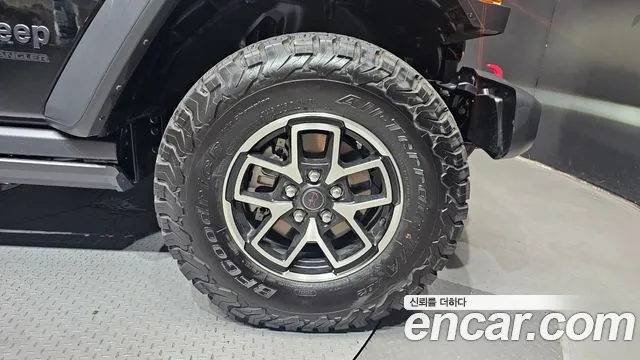 Jeep Wrangler Wrangler (JL) 2.0 Rubicon 2 двери — Фото автомобиля 21