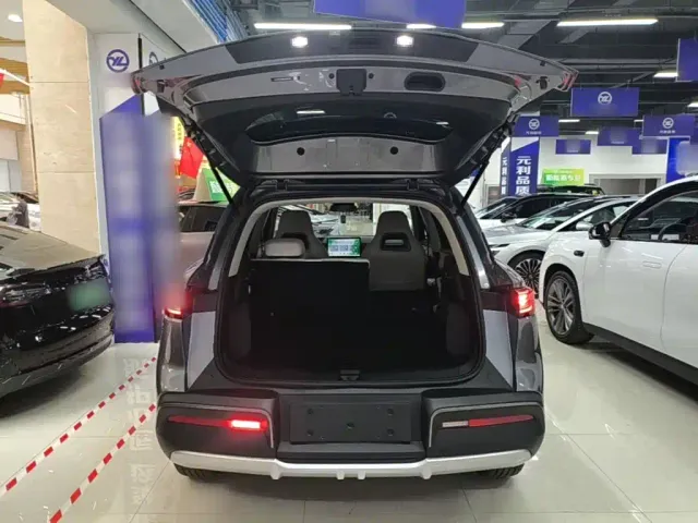 BYD Yuan UP — Фото автомобиля 18