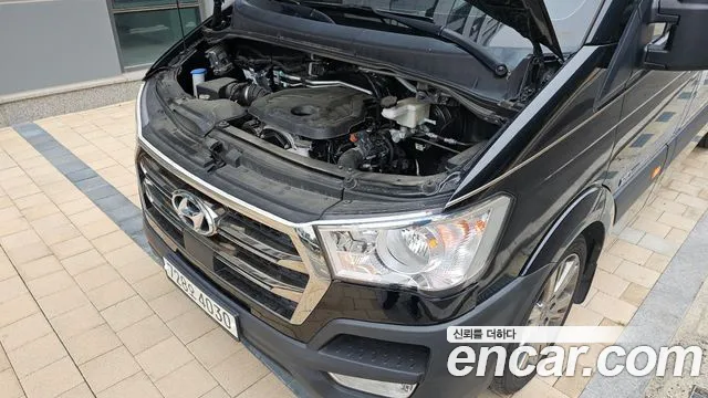 Hyundai Solati Solati 16 мест — Фото автомобиля 5