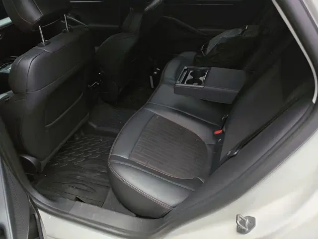 Ford Mondeo — Фото автомобиля 16