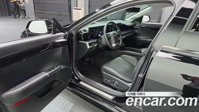 Hyundai Grandeur GN7 — Фото автомобиля 15