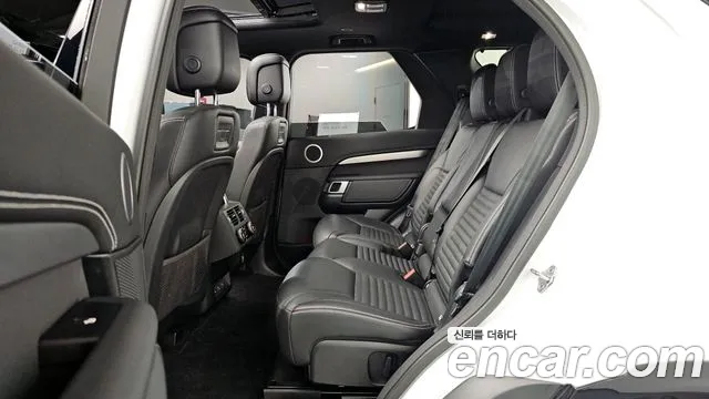 Land Rover Discovery — Фото автомобиля 12