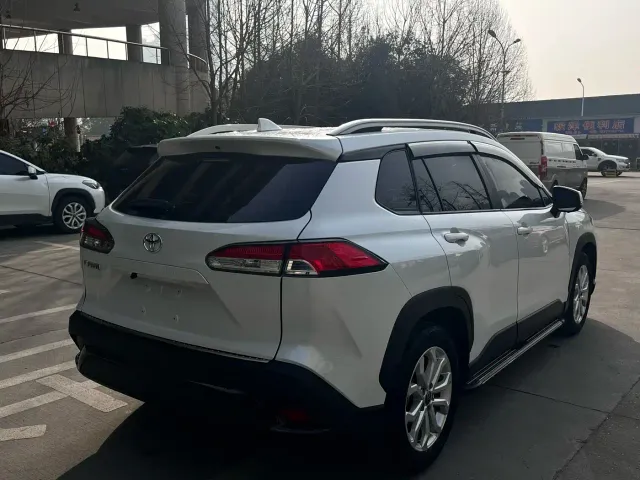Toyota Frontlander — Фото автомобиля 9