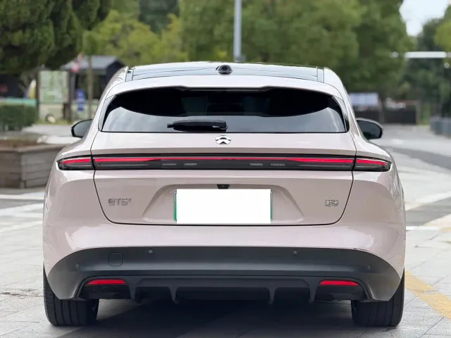 Nio ET5 Touring — Фото автомобиля 15