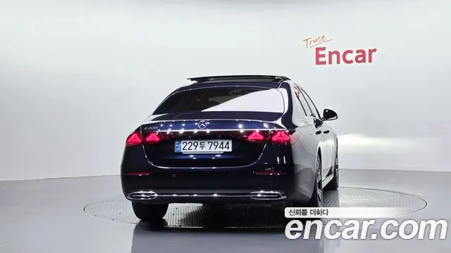 Mercedes-Benz E-Class W214 — Фото автомобиля 4