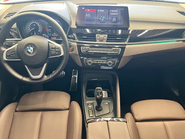 BMW X1 — Фото автомобиля 10