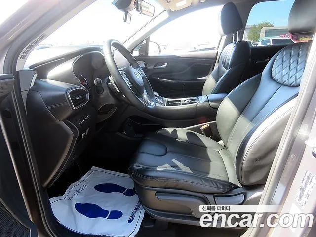 Hyundai Santafe — Фото автомобиля 8