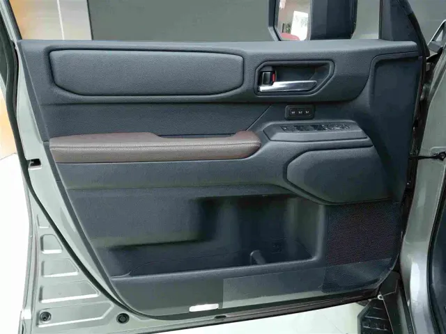 Toyota Prado — Фото автомобиля 15