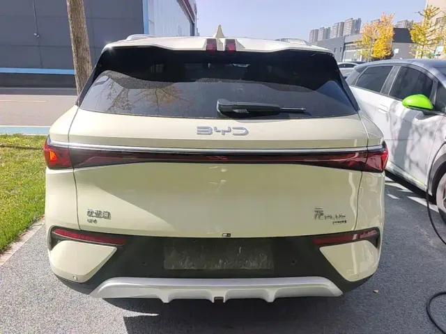 BYD Yuan PLUS — Фото автомобиля 5