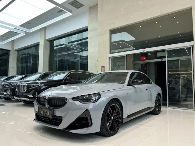 Фотография автомобиля — BMW 2 Series