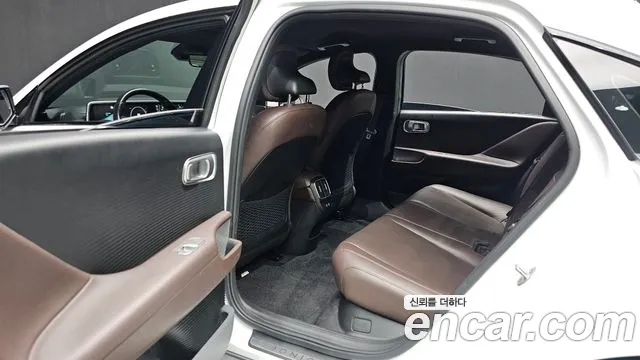 Hyundai Ioniq 6 — Фото автомобиля 18