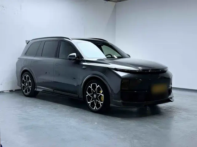 Li Auto L9 — Фото автомобиля 3