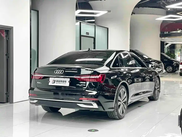 Audi A6L — Фото автомобиля 11