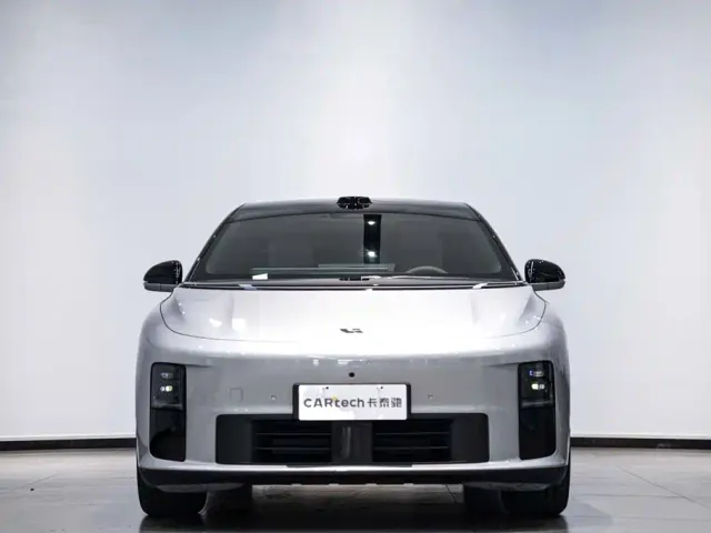 Li Auto i6 — Фото автомобиля 4