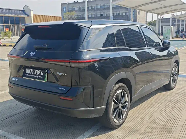 Toyota BoZhi 3X — Фото автомобиля 5