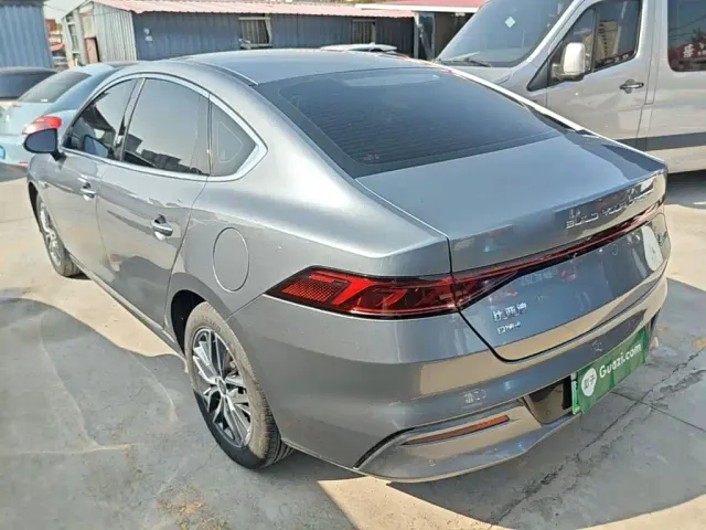 BYD Qin PLUS — Фото автомобиля 4