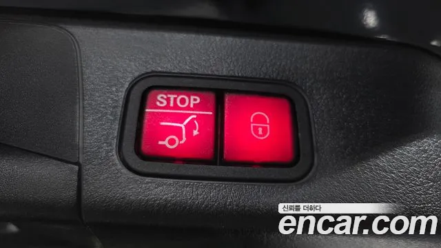 Mercedes-Benz EQB — Фото автомобиля 30