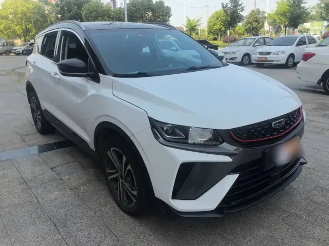 Geely Binyue — Фото автомобиля 21